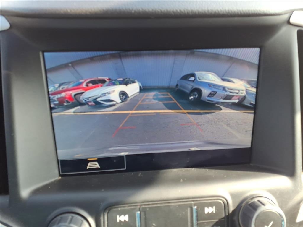 Certified 2024 GMC Terrain SLT image 9