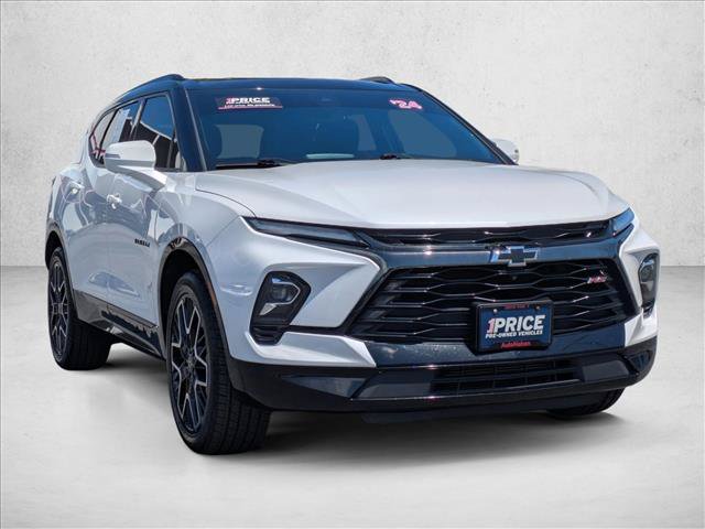 Used 2024 Chevrolet Blazer RS w/ Driver Confidence II Package AWD/4WD image 3
