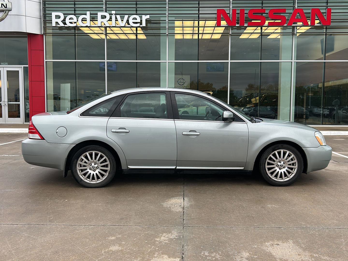 Used 2006 Mercury Montego Premier image 6