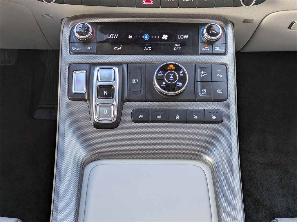 Used 2023 Hyundai Palisade Calligraphy image 20