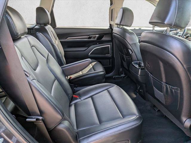 Used 2025 Kia Telluride S AWD/4WD image 28