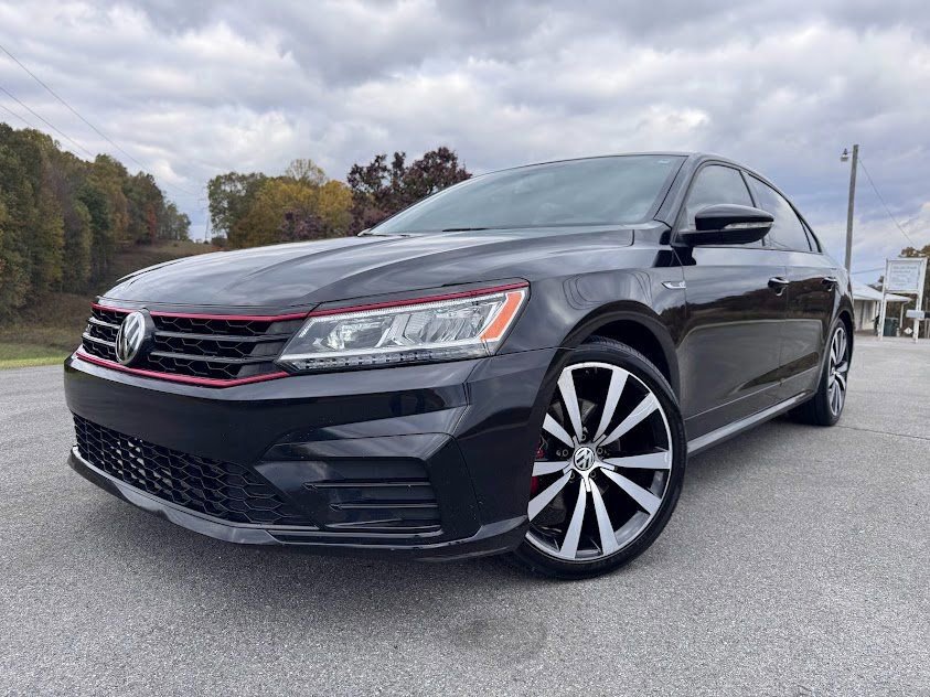 Used 2018 Volkswagen Passat 3.6 image 49