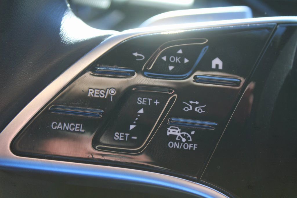 Certified 2023 Mercedes-Benz EQS 450+ Sedan image 27