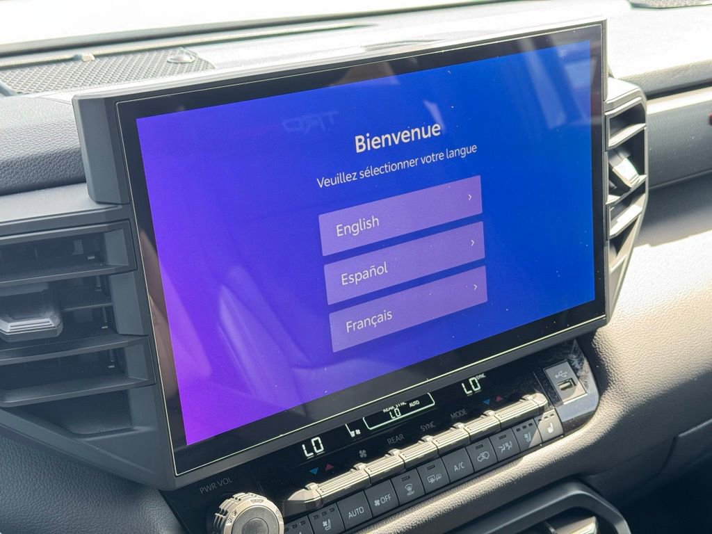 Used 2025 Toyota Sequoia TRD Pro AWD/4WD image 33