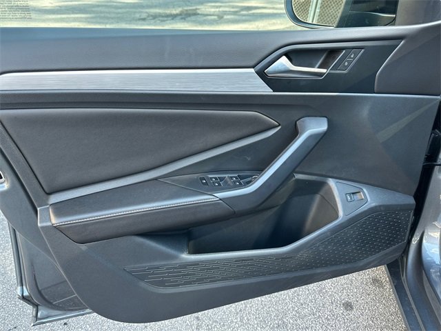 Used 2025 Volkswagen Jetta Sport image 10