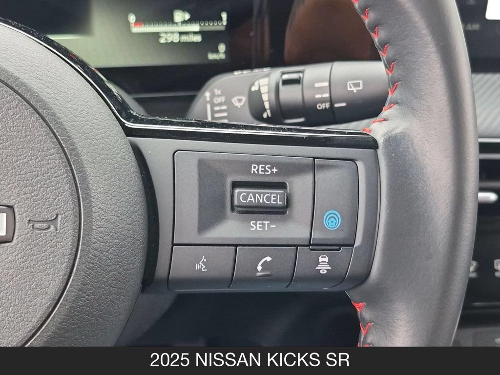Certified 2025 Nissan Kicks SR FWD image 18