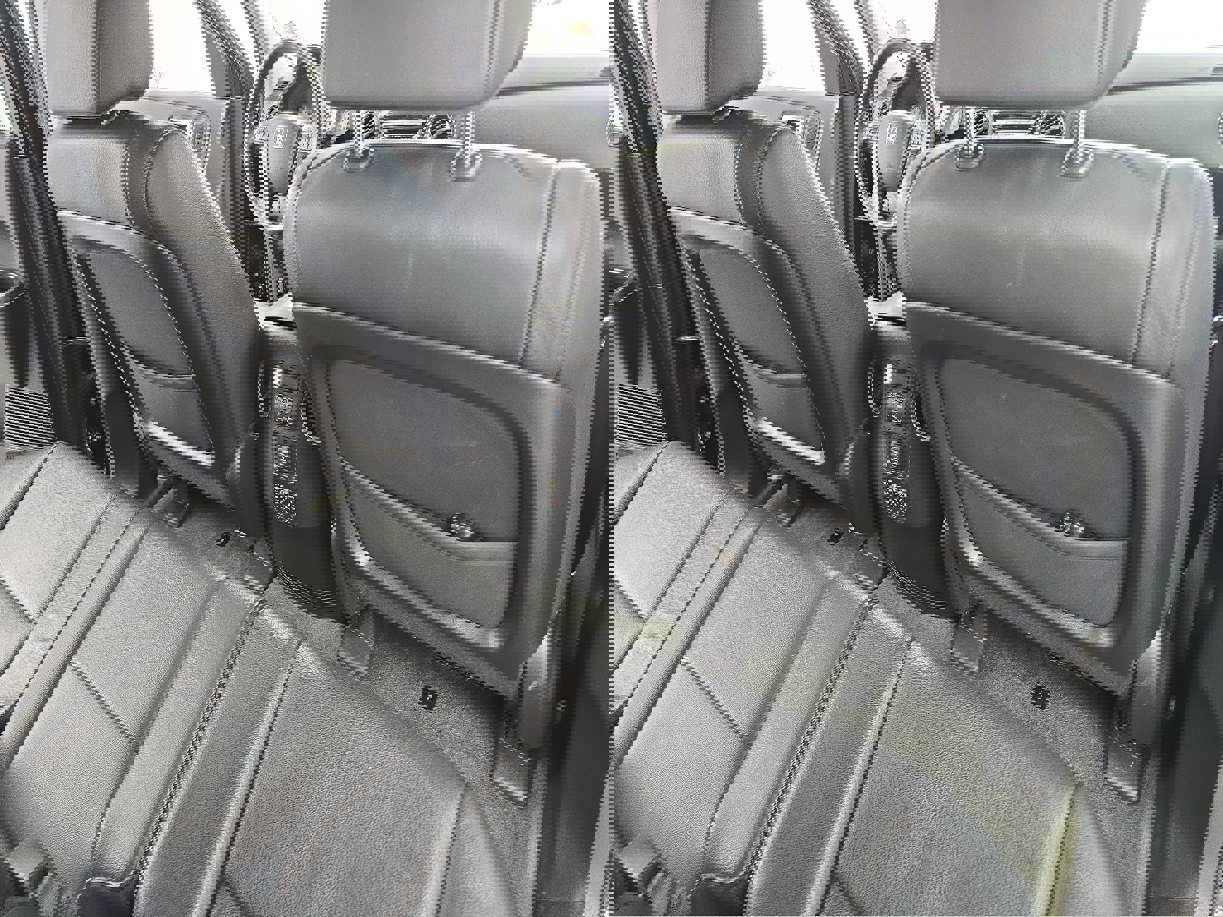 Used 2015 Honda Pilot Touring image 11