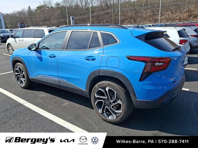 Used 2024 Chevrolet Trax RS w/ Driver Confidence Package image 8