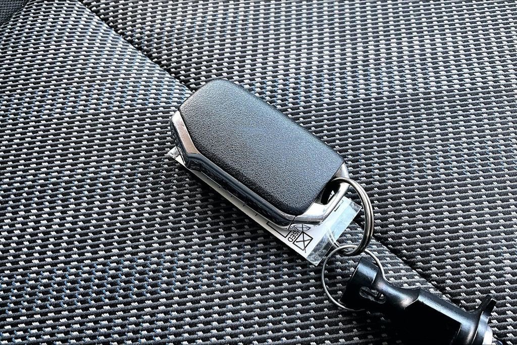 Used 2024 Kia Seltos LX image 11