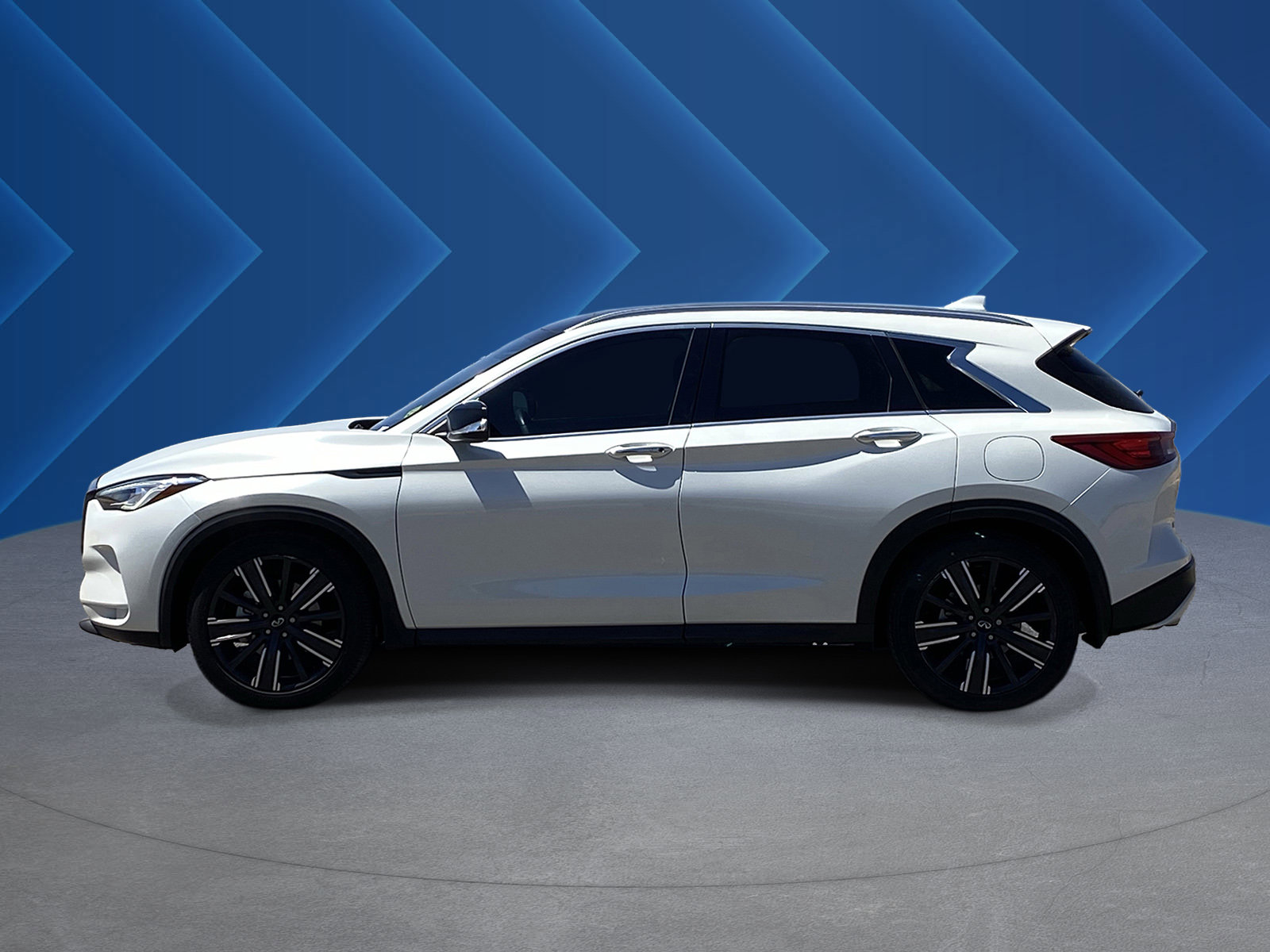 Used 2021 INFINITI QX50 Luxe w/ Appearance Package AWD/4WD image 6