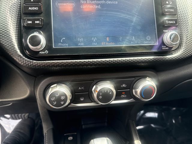 Used 2023 Nissan Kicks SV FWD image 15