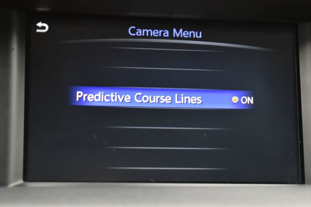 Used 2017 INFINITI QX30 AWD image 21