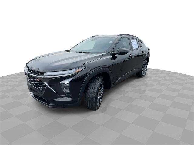 Certified 2025 Chevrolet Trax RS w/ Driver Confidence Package image 4