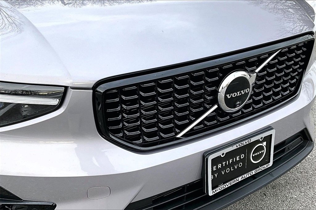 Used 2026 Volvo XC40 B5 Plus w/ Protection Package Premier image 32