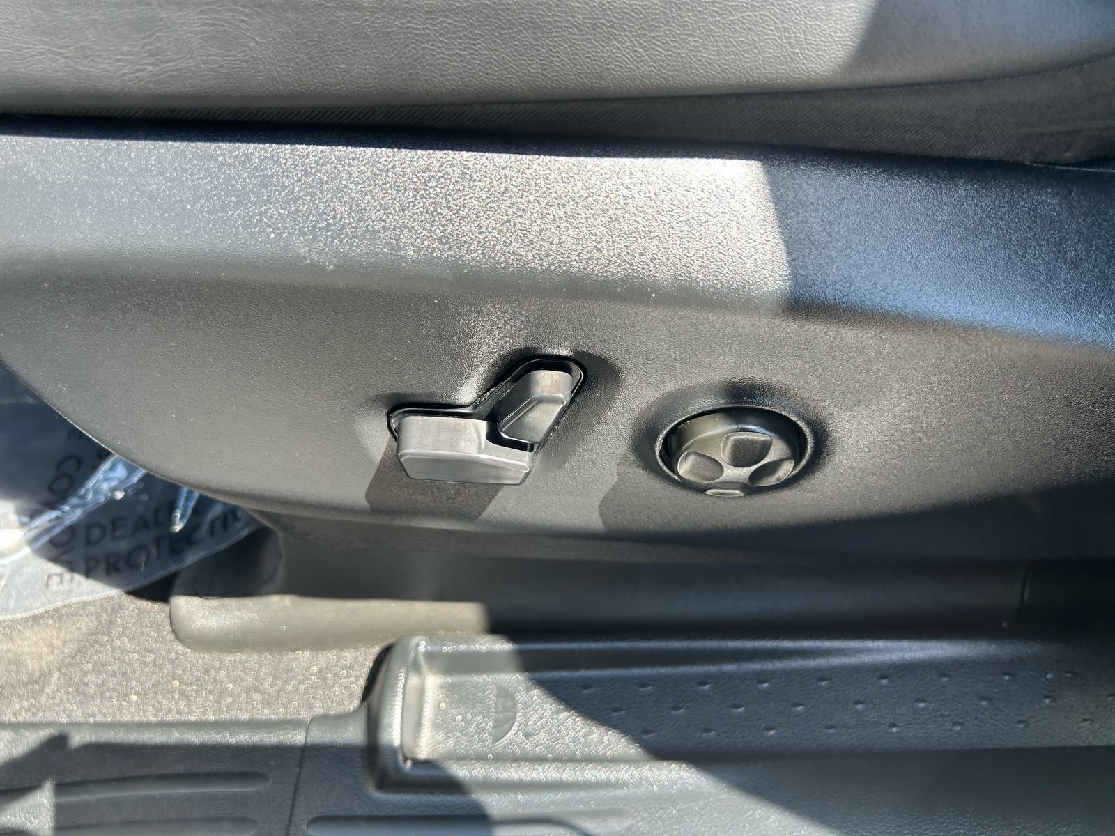 Used 2025 Chrysler Pacifica Select FWD image 22