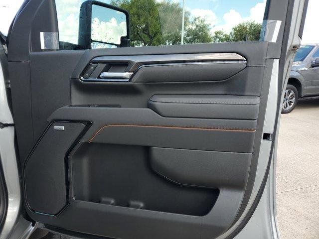 New 2026 GMC Sierra 2500 AT4 w/ Technology Package image 9