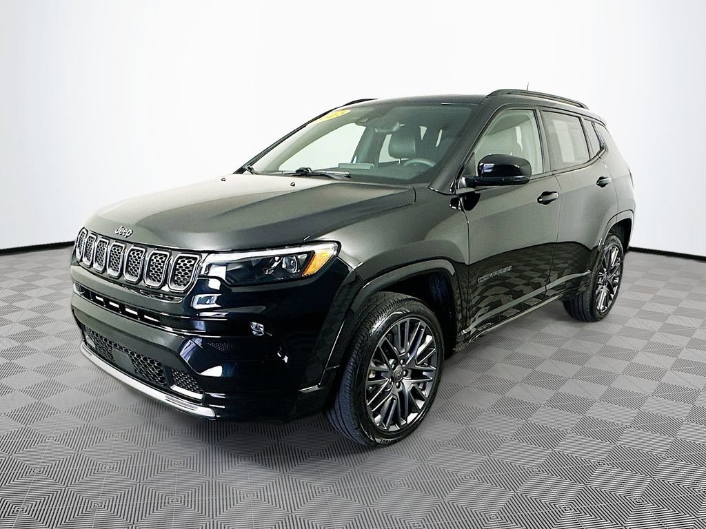 Certified 2023 Jeep Compass High Altitude AWD/4WD image 6