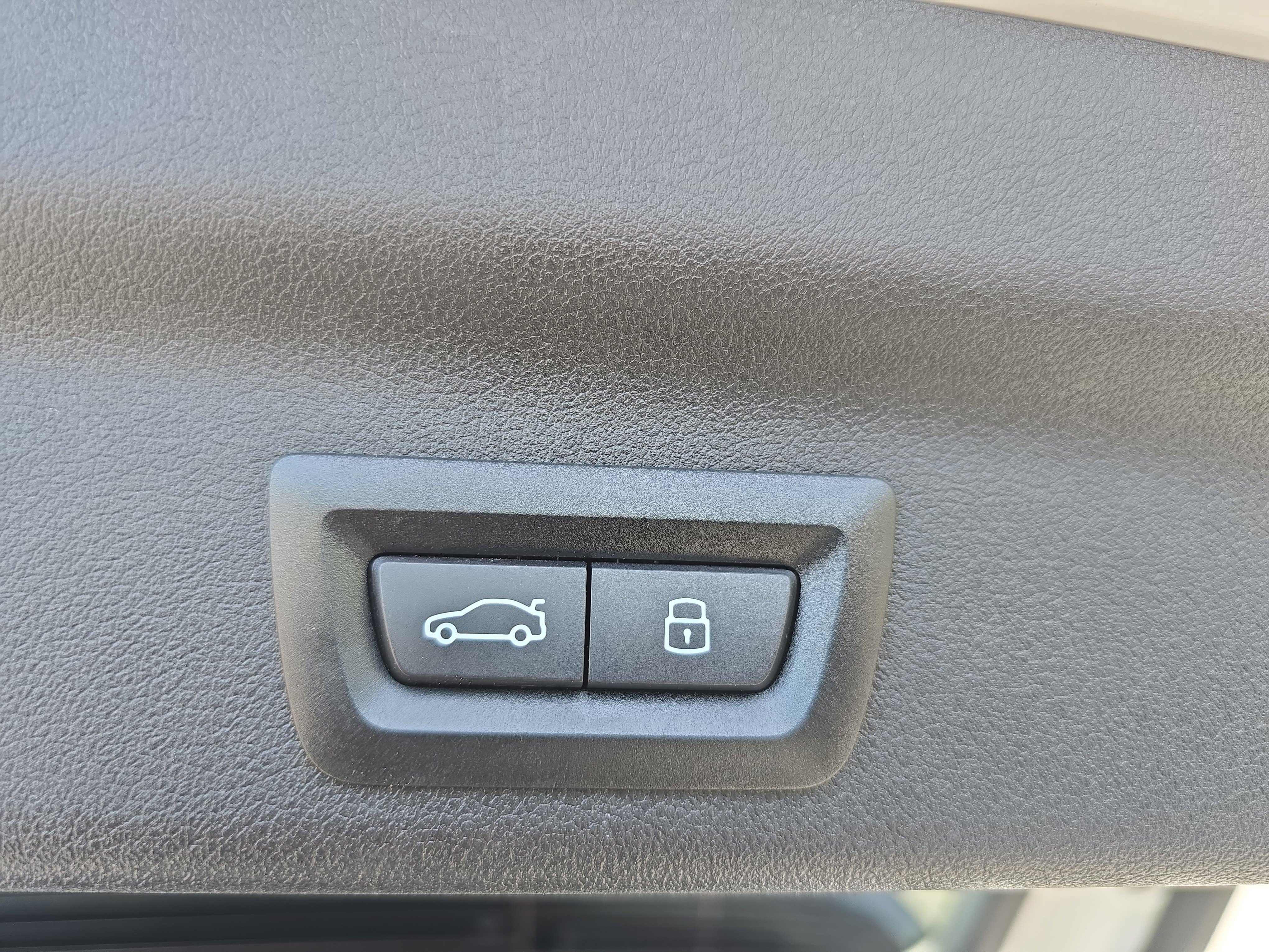 Used 2024 BMW X1 xDrive28i w/ Convenience Package image 14