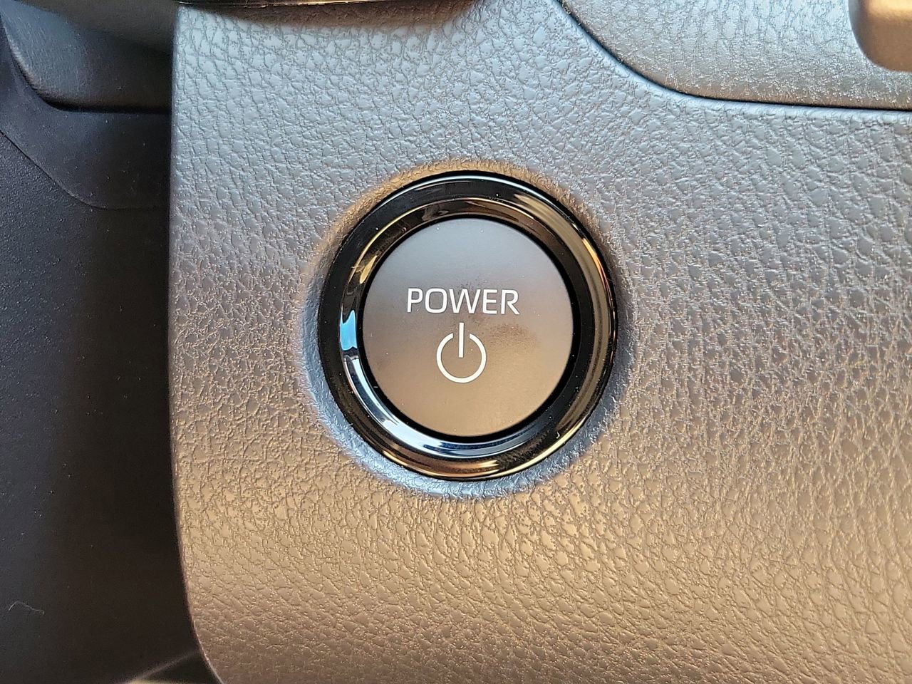 New 2026 Toyota Camry SE image 30