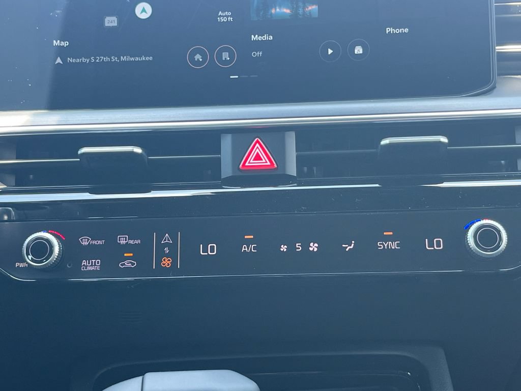 New 2026 Kia K5 GT FWD image 31