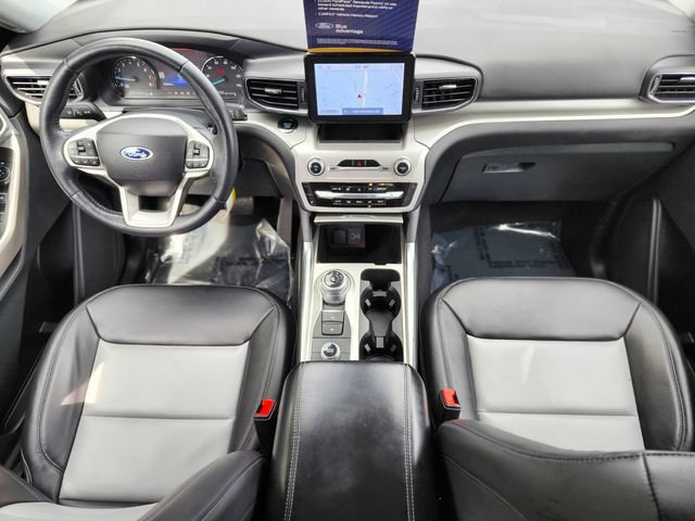 Certified 2023 Ford Explorer XLT w/ Equipment Group 202A AWD/4WD image 12