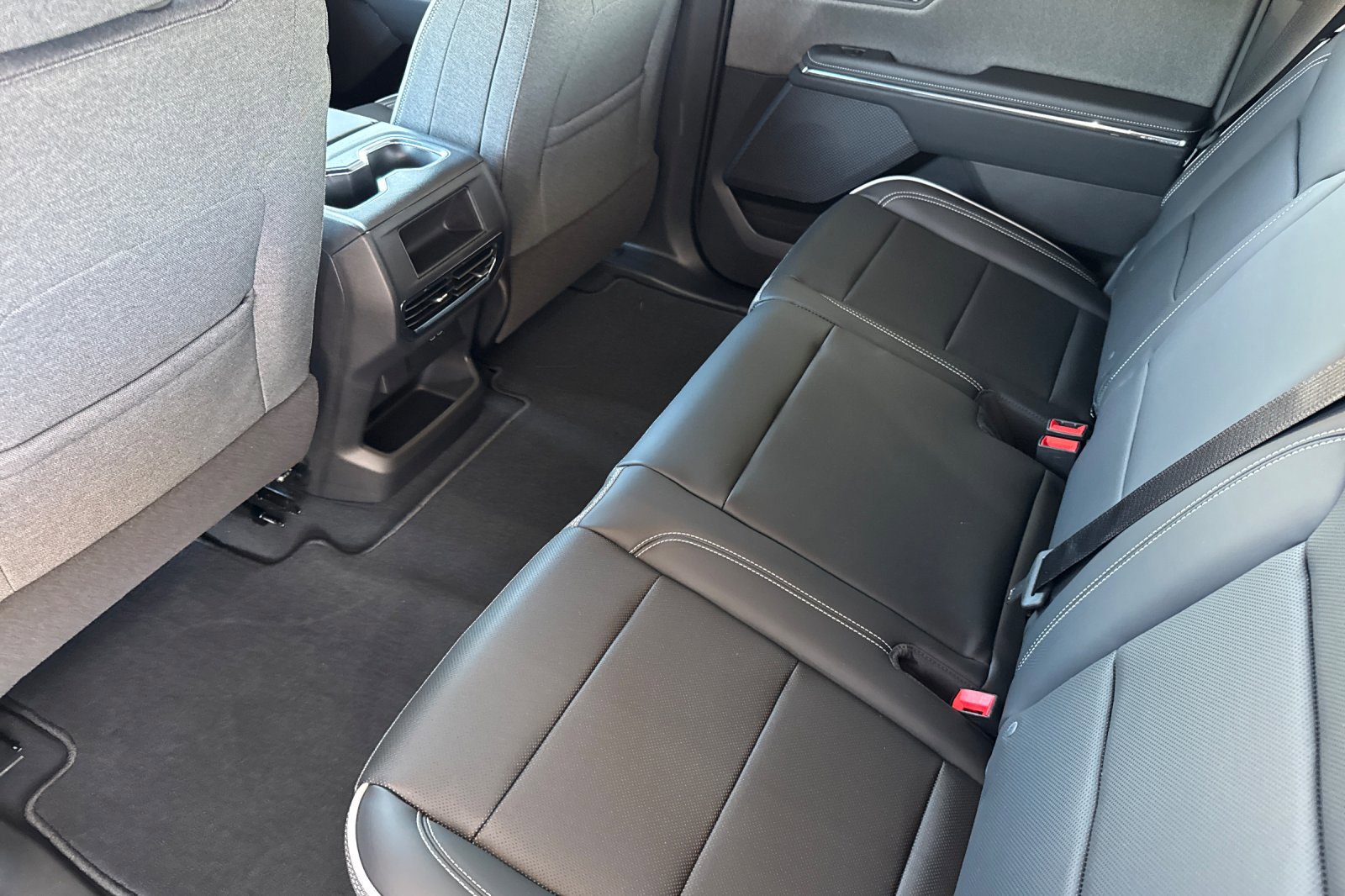 New 2026 GMC Sierra EV Elevation image 13