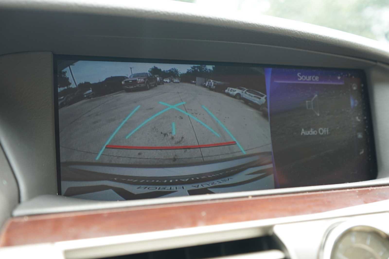 Used 2017 Lexus LS 460 w/ Comfort Package RWD image 10