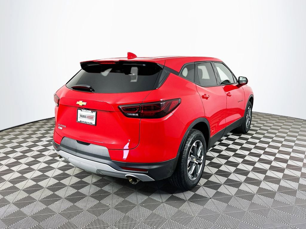 Used 2023 Chevrolet Blazer LT image 11