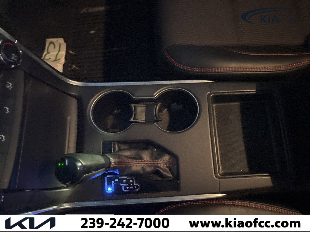 Used 2016 Toyota Camry LE image 21