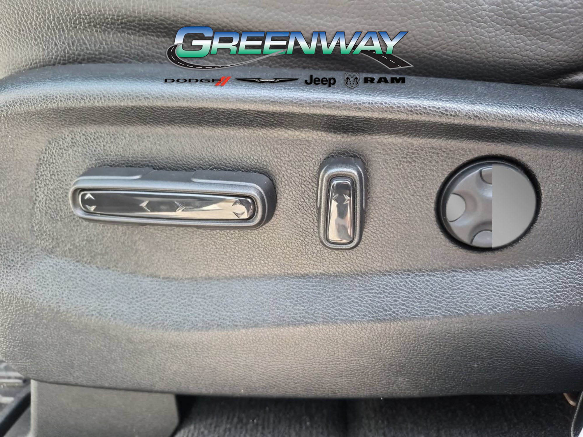 Used 2023 Honda Odyssey Touring image 19