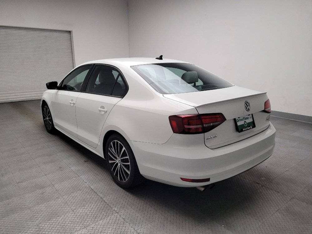 Used 2016 Volkswagen Jetta Sport FWD image 5