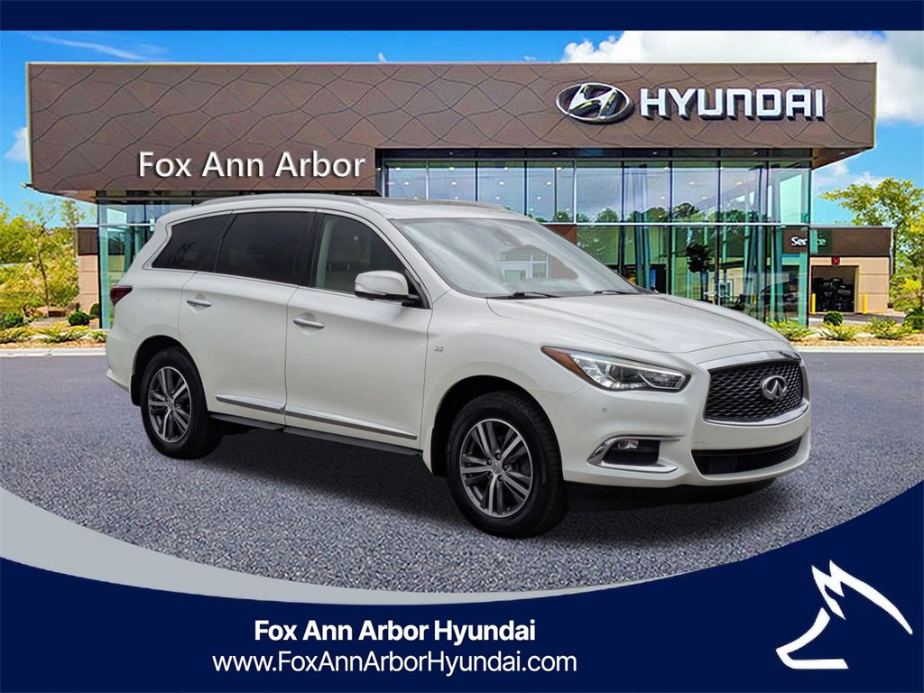 Used 2019 INFINITI QX60 Luxe w/ Essential Package image 7