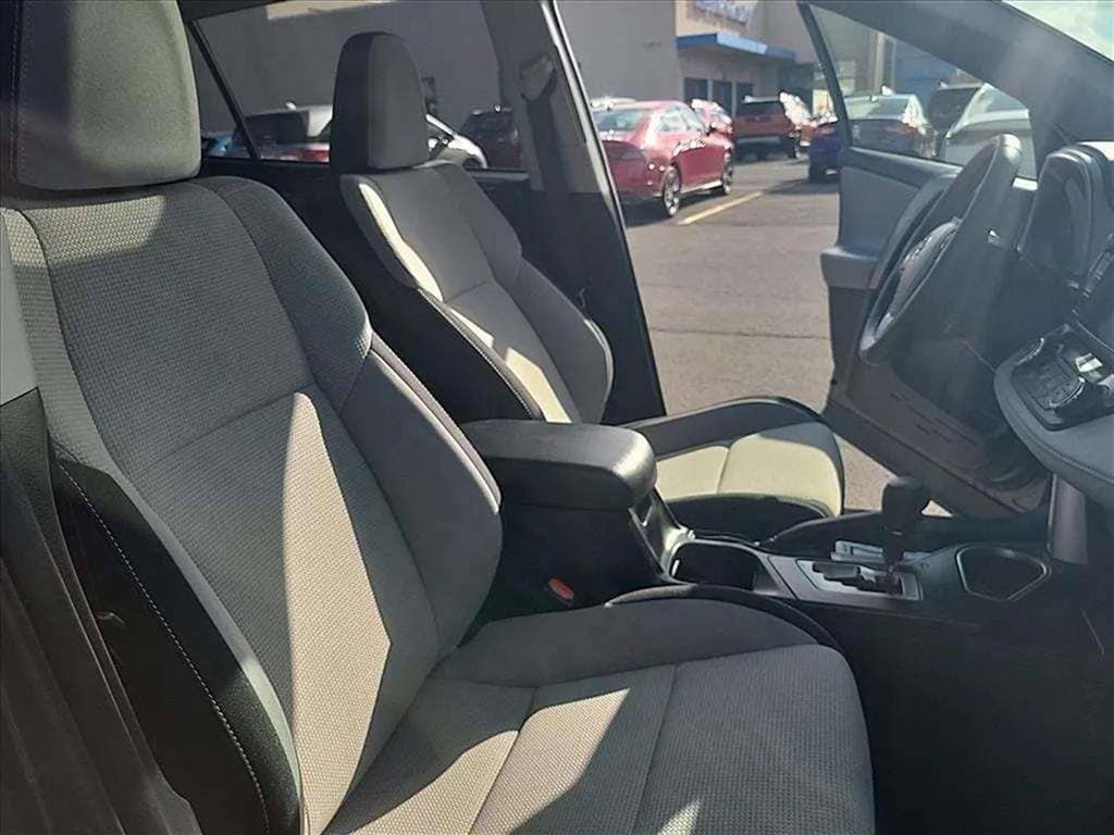 Used 2018 Toyota RAV4 XLE w/ Plus Extra Value Package AWD/4WD image 26