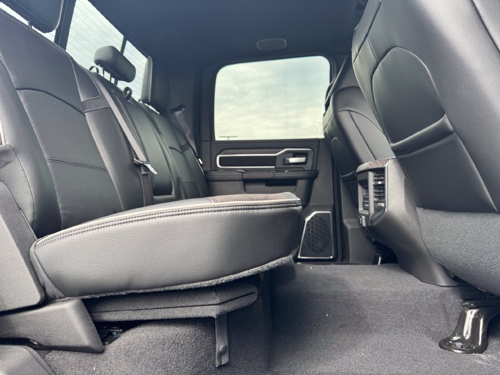 New 2027 RAM 3500 Laramie AWD/4WD image 14