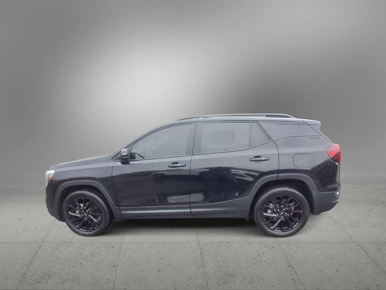 Used 2023 GMC Terrain SLE w/ Driver Convenience Package AWD/4WD image 5