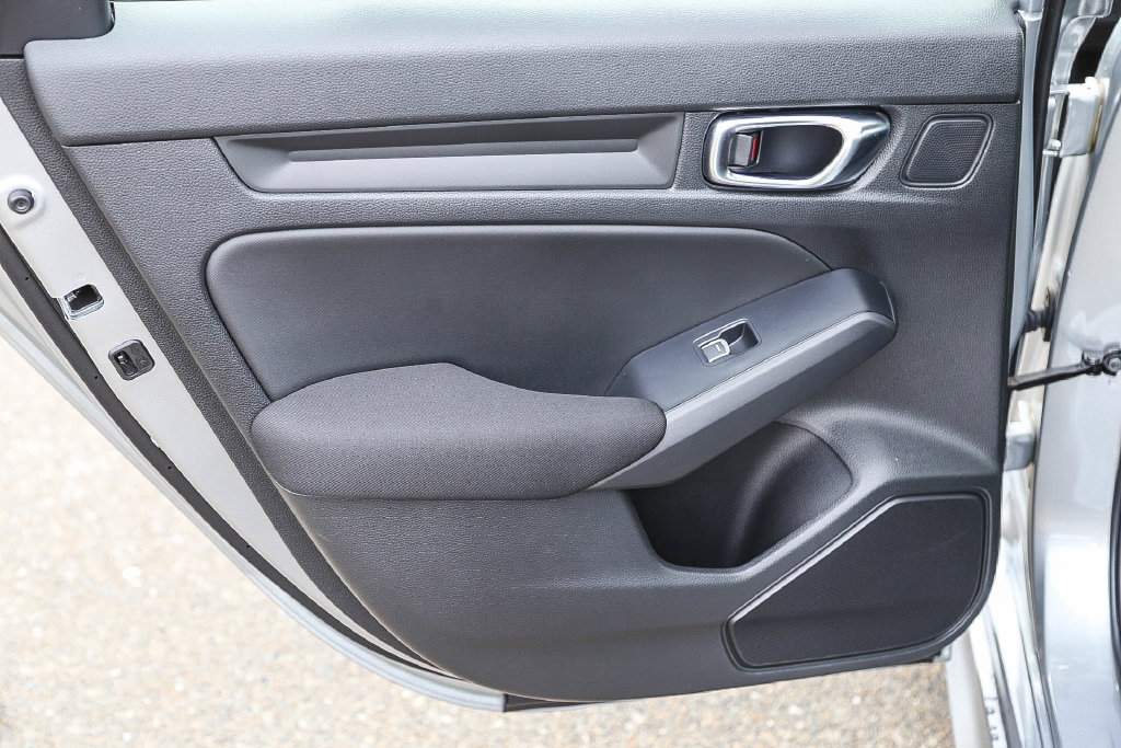 Used 2025 Honda Civic LX image 37