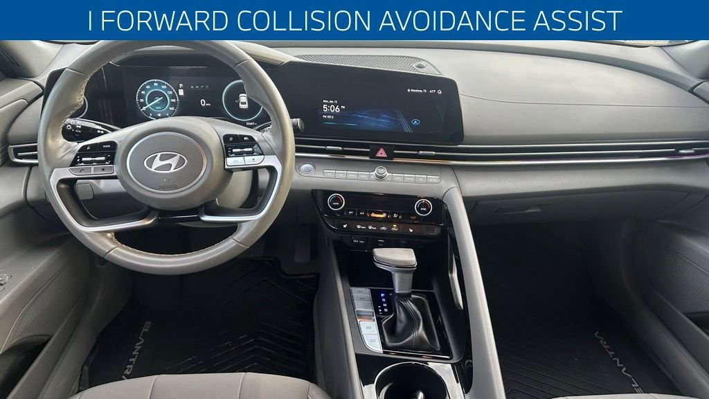Used 2024 Hyundai Elantra SEL w/ Convenience Package image 13