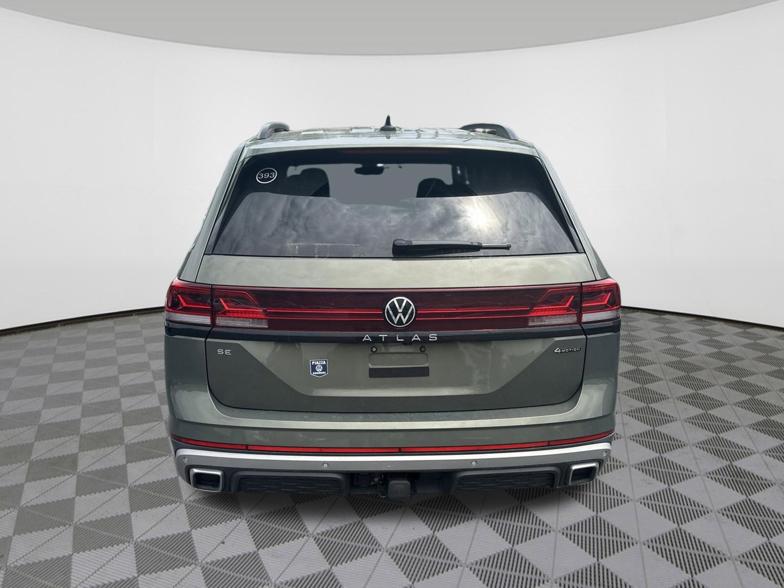 Used 2025 Volkswagen Atlas Peak Edition SE AWD/4WD image 6