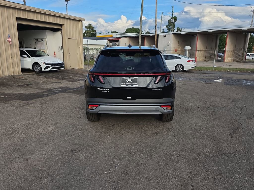 New 2025 Hyundai Tucson Limited image 14