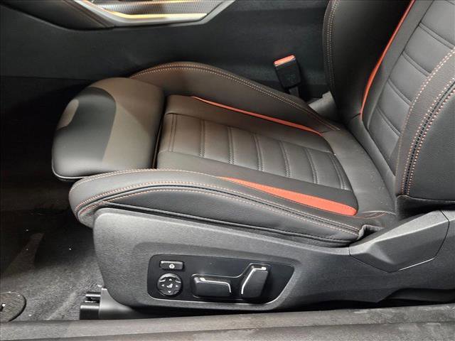 Used 2025 BMW 430i Coupe w/ M Sport Package image 4