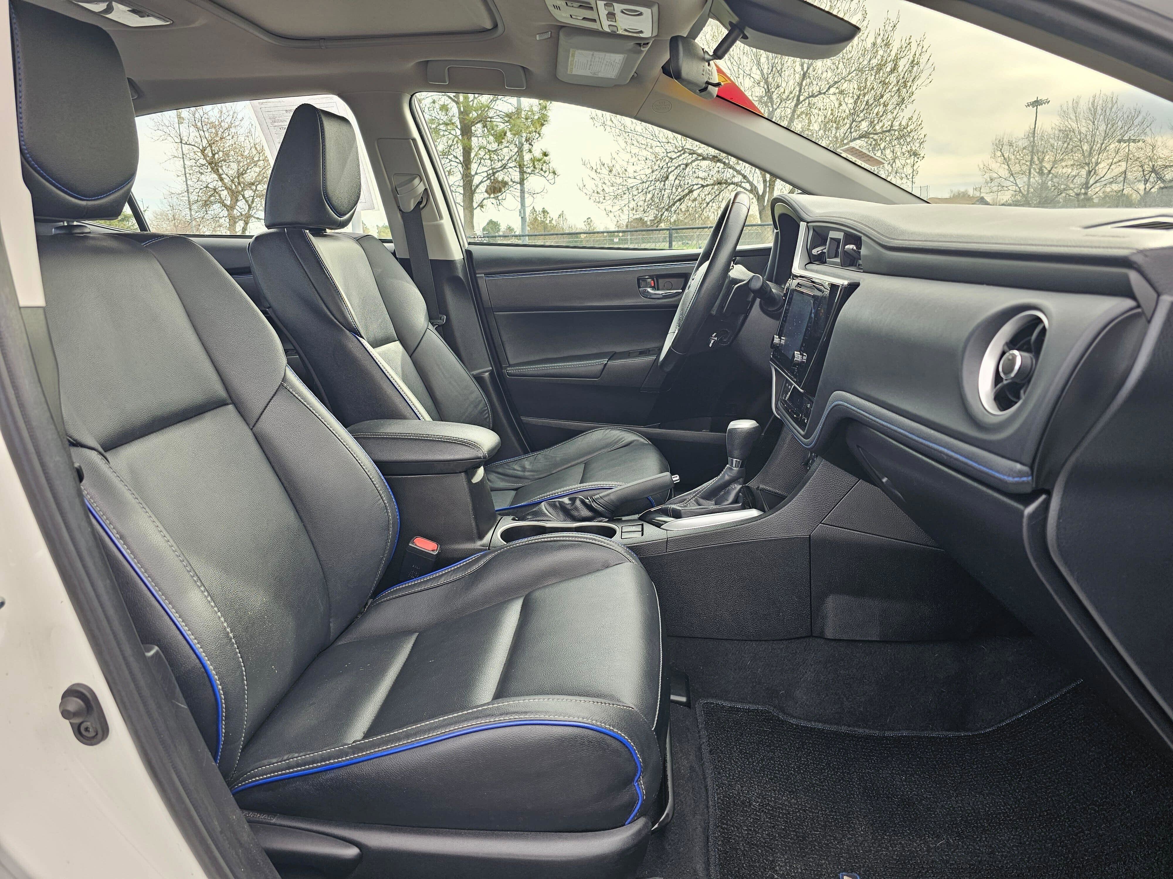 Used 2019 Toyota Corolla XSE w/ Carpet Mat Package (TMS) image 10