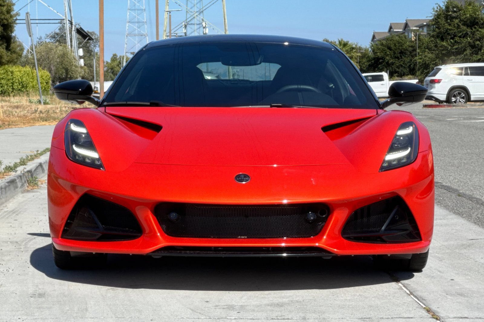 Used 2025 Lotus Emira RWD image 9