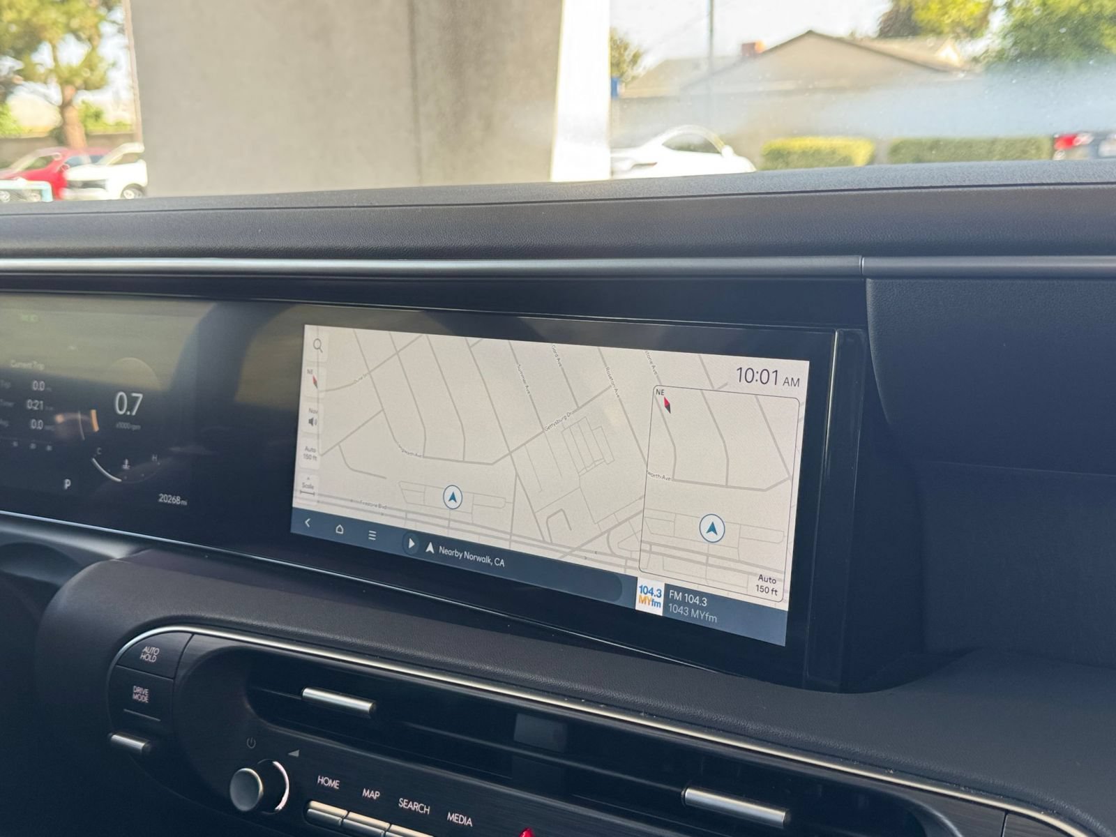 Used 2026 Hyundai Palisade SEL FWD image 16