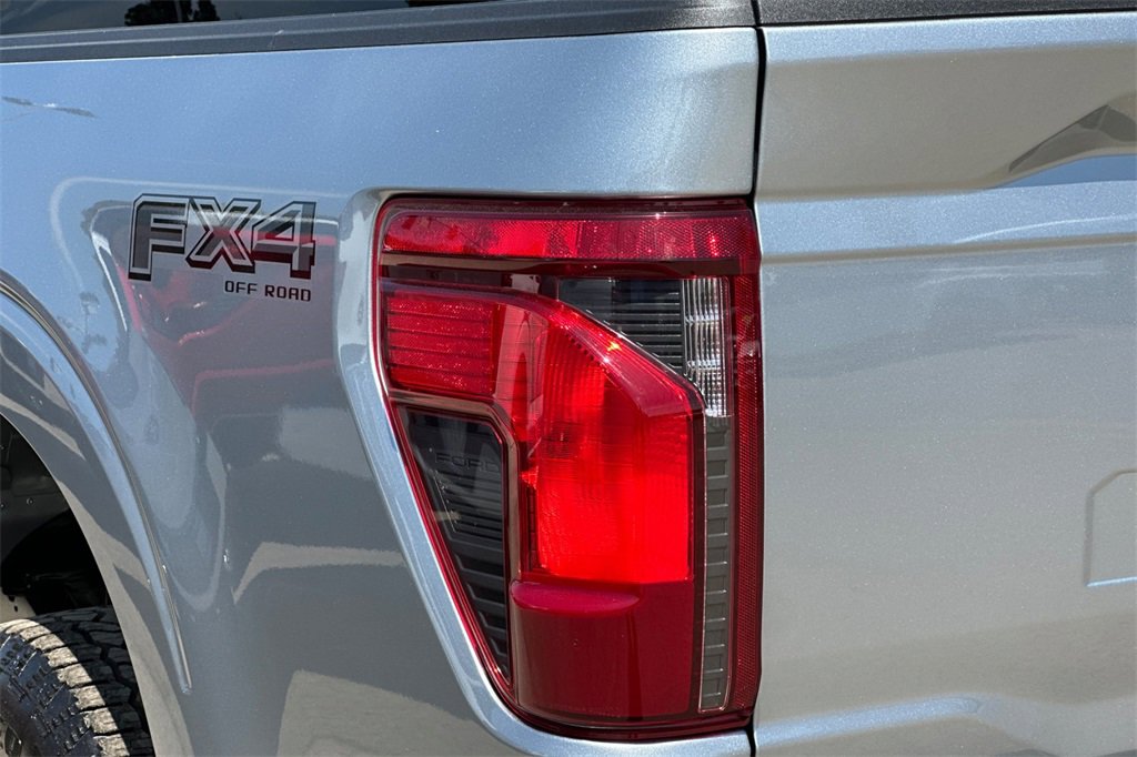 New 2025 Ford F150 XLT w/ Equipment Group 302A MID image 6