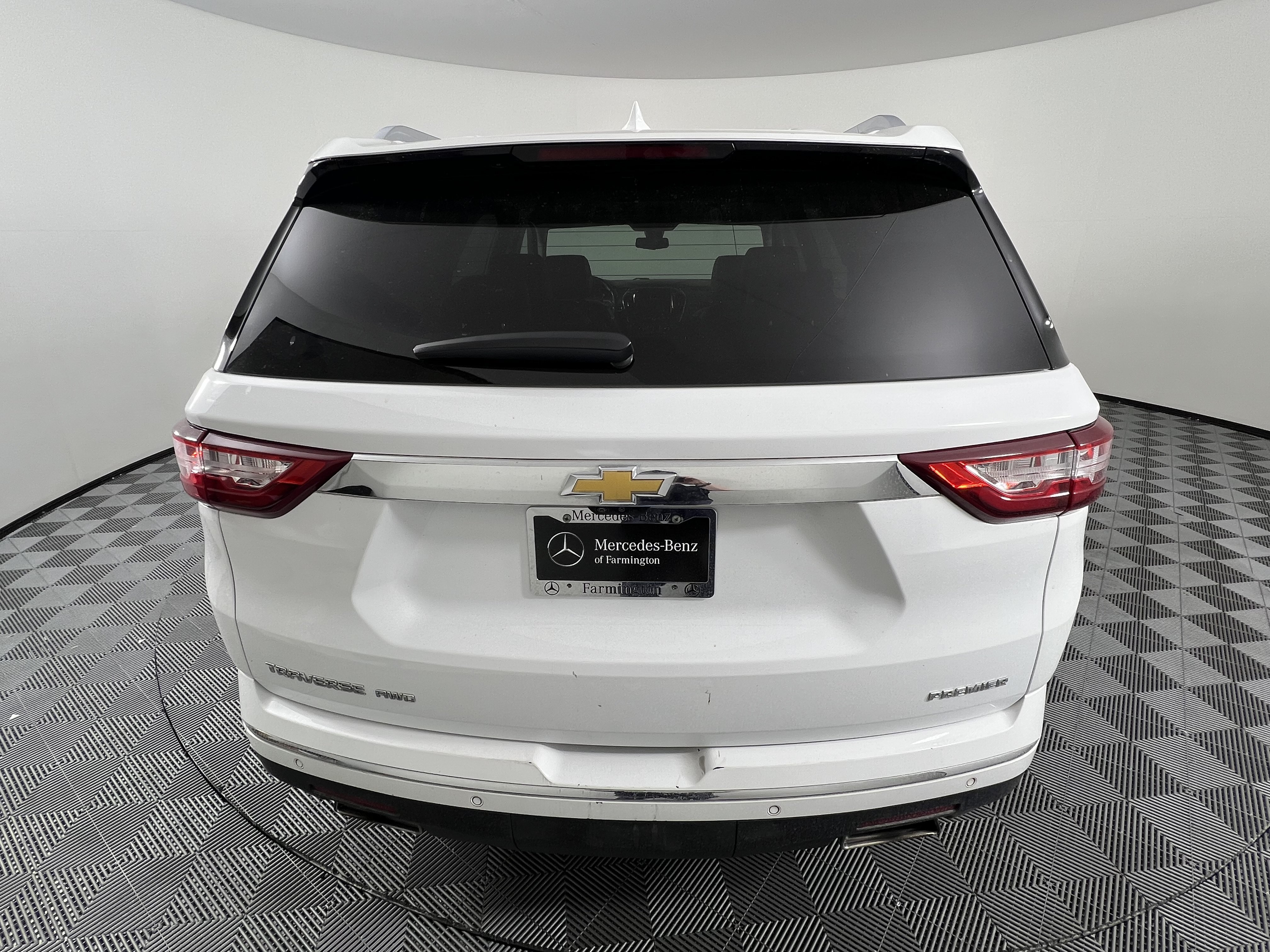 Used 2020 Chevrolet Traverse Premier w/ LPO, Floor Liner Package AWD/4WD image 10