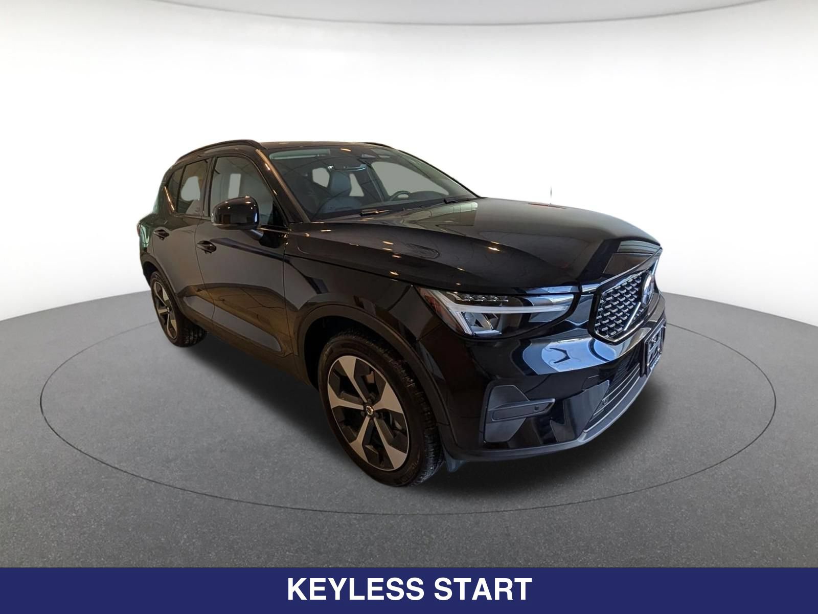 New 2026 Volvo XC40 B5 Core w/ Protection Package Premier AWD/4WD image 2