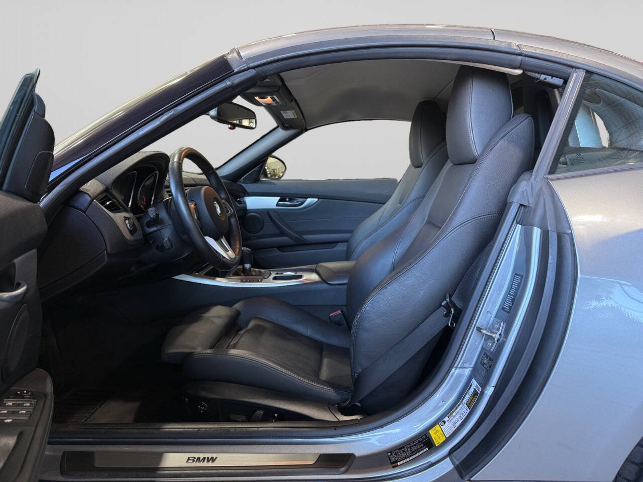 Used 2009 BMW Z4 sDrive35i RWD image 10