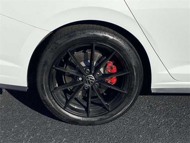 Used 2024 Volkswagen Jetta GLI 40th Anniversary Edition image 7