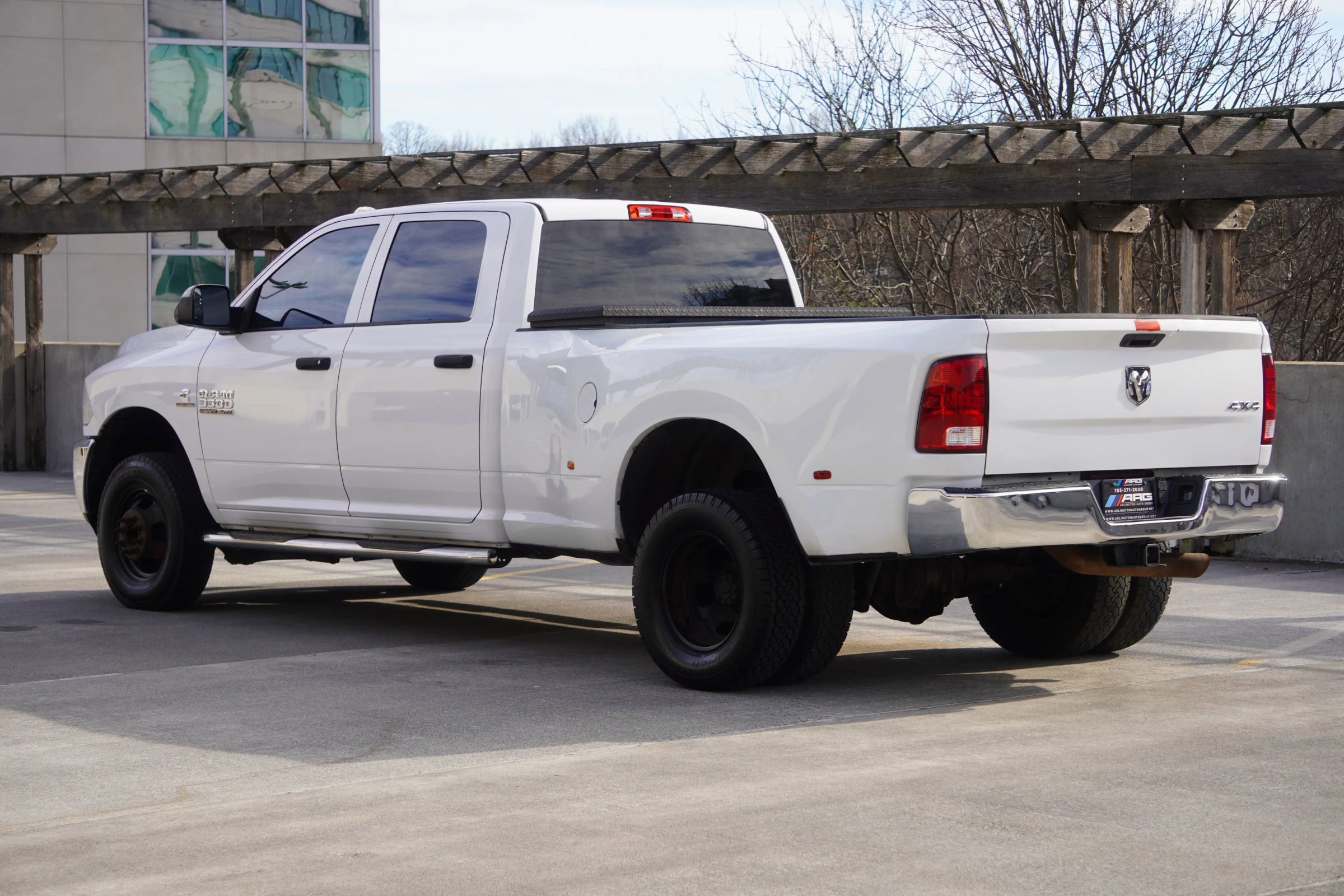 Used 2018 RAM 3500 Tradesman w/ Chrome Appearance Group image 10