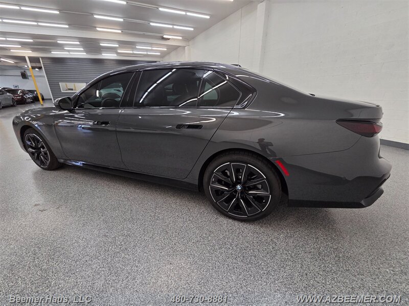 Used 2024 BMW 760i xDrive w/ Executive Package AWD/4WD image 6